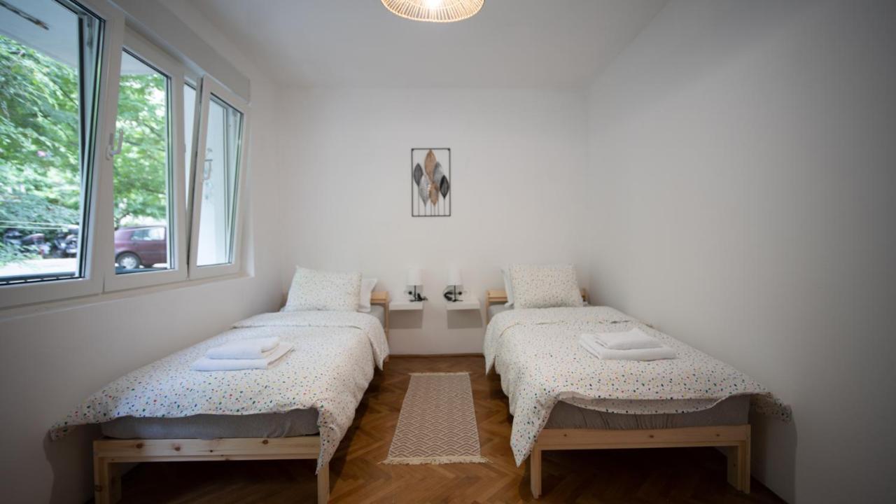 Cozy Apartment, 10 Minutes Walking Distance From The Old Town Kotor Exterior foto